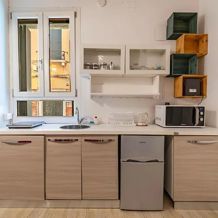 Ca Giardini Apartments In Biennale By Bricola Apartments-3